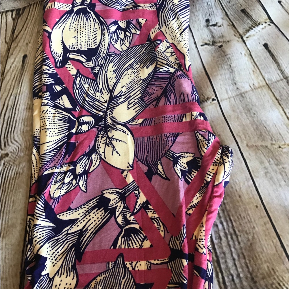 LuLaRoe Leggings NWT OS